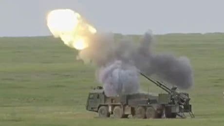 Vladimir Putin shows off horror new mystery cruise missile at weapons test site