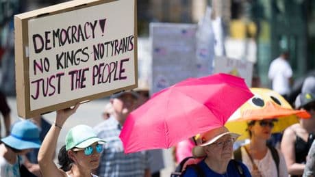 Demonstration: "Eis statt ICE" - Anti-Trump Demo in Frankfurt