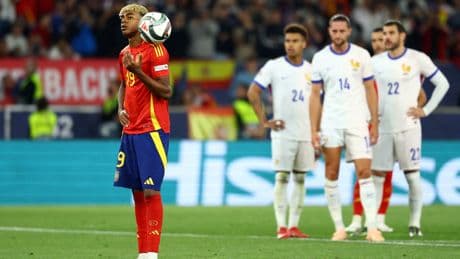 Espagne-France: Yamal le génie, défense bleue pathétique, les erreurs de Deschamps... Coups de coeur et coups de griffe de notre envoyé spécial