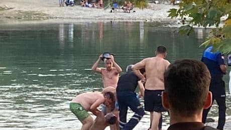 Antalya Serik’te serinlemek için ırmağa giren genç boğuldu