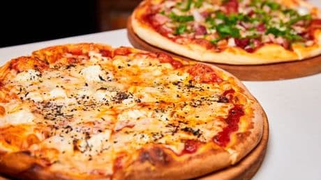 Urgent 'do not eat' warning issued for pizza sold in Tesco due to major label error