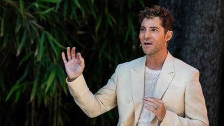 David Bisbal, traicionado por una persona cercana que quiere revelar sus secretos, según &#039;Socialité&#039;