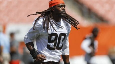 Jadeveon Clowney signing with Cowboys after thrilling win over Giants to fill Micah Parsons void