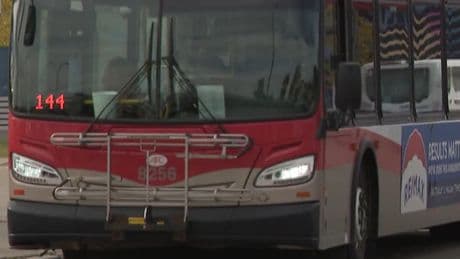 Calgary police arrest 3 youths after bus driver robbed at knifepoint