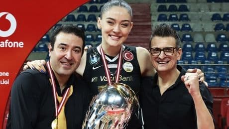 VakıfBank'ın kaptanı Zehra Güneş: 'Bazıları bizden umudu kesti'