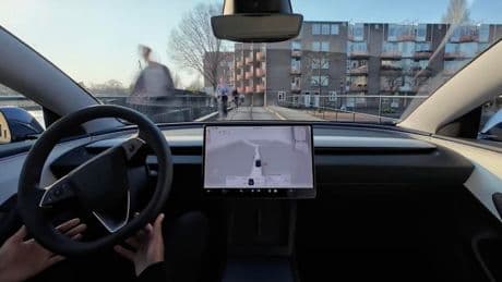 ‘No Big Issues’ Says Bicycle Professor Of Tesla’s Driverless Video In Amsterdam