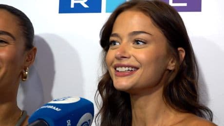 Stefania over seks bij Expeditie Robinson: ‘Stront op je knie, gadverdamme!’