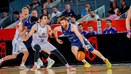 El Fuenlabrada tira de épica remontando un +14 y está a un paso del ascenso a Liga Endesa