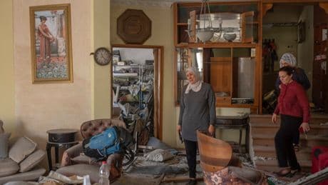 In getroffen Palestijns dorp Tamra zijn geen publieke schuilkelders. ‘Als er hier een raket inslaat, is het in Gods handen’