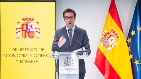 Carlos Cuerpo viaja a Washington para reunirse con el secretario del Tesoro en plena guerra comercial