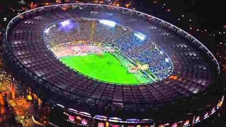 BYD illumina lo Stadio Olimpico: 1.000 droni per dare spettacolo nella notte di Roma