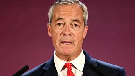 'Sadist showman Farage doesn’t care about those who fled torture and civil war'