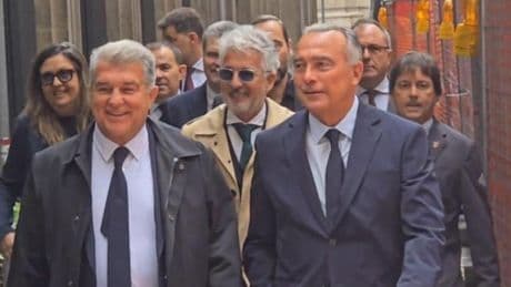 Laporta, exultante desde un balcón de Milán: "Confianza plena"