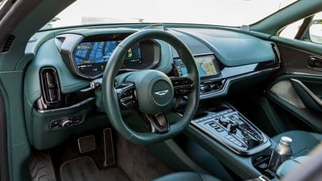 Apple CarPlay Ultra hands-on: more continuity, less disruption