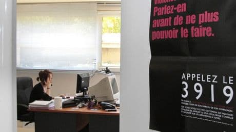 Violences conjugales : un nombre record d’appels au 3919 en 2024