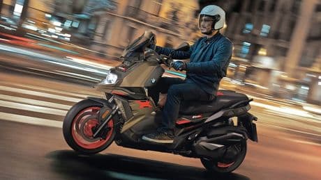Fahrbericht BMW C 400 X: Am Lagerfeuer