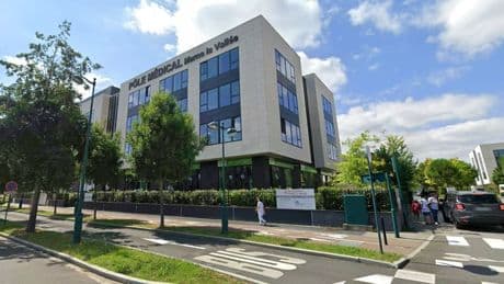 "S'ils partent tous on ferme un hôpital": des médecins étrangers contraints de rembourser leurs primes
