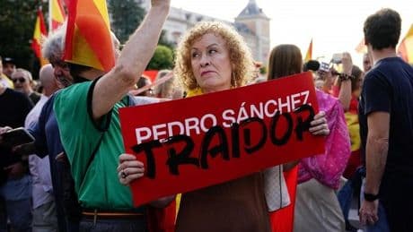 El PSOE se prepara para vivir o morir con Sánchez tras la bomba nuclear de Cerdán