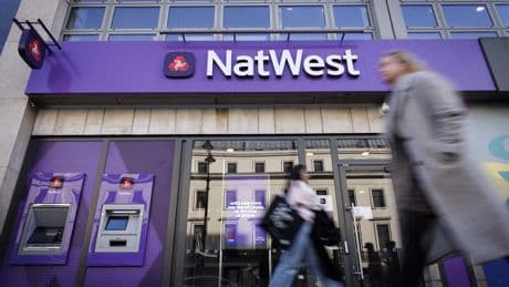 NatWest descarta pujar por TSB