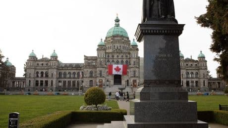 Conservatives push back on new B.C. law banning MLAs from holding local office