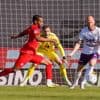 Eagles-keeper Jari De Busser: van de euforie van de bekerwinst naar de stroeve realiteit in Almere (0-0)