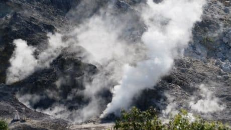 Experts reveal what would happen if supervolcano 1,000 miles from London erupted