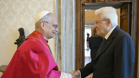 Mattarella incontra Papa Leone XIV: «Gli ho portato l'affetto dell'Italia». Il colloquio durato 40 minuti