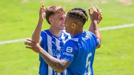 Remontada del Alavés con doblete de Mariano