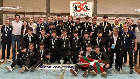 El juvenil del CB Barakaldo logra el hito de clasificarse al Top 8 de España