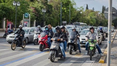 Straßenverkehr: Griechenland führt harte Strafen für Verkehrssünder ein