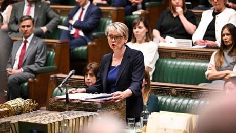 Ontluisterend rapport over lakse aanpak Britse groepsverkrachtingen