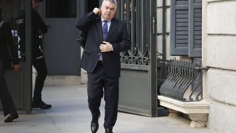 Santos Cerdán niega que Leire Díez sea su colaboradora y que le diera instrucciones contra la UCO: &quot;Solo es militante del PSOE&quot;