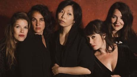 Au Théâtre des Bouffes du Nord, à Paris, Diana Soh dévoile le royaume du quatuor Présages