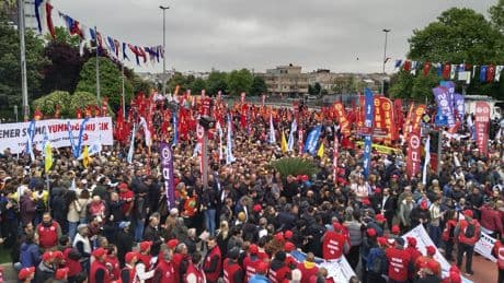 1 Mayıs tüm yurtta kutlanacak