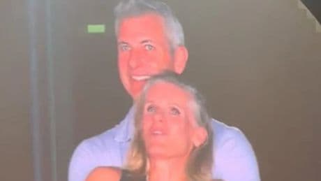 "J'espère que leurs partenaires pourront guérir de cela": celle qui a filmé la "Coldplay cam" partage sa "compassion à ceux blessés"