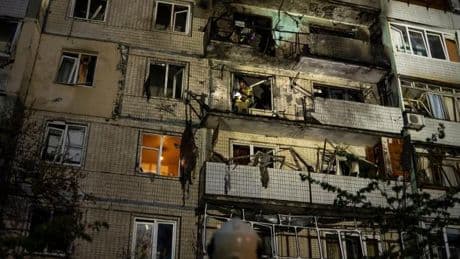 Moskau und Kiew setzen Gefangenenaustausch nach tödlichen russischen Angriffen fort