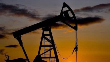 Petrol 2 ayın dibinde