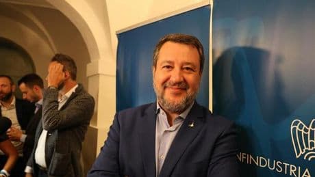Salvini a cena con i leghisti, lo sprint su Ponte e Veneto: «Il dopo Zaia tocca a noi»