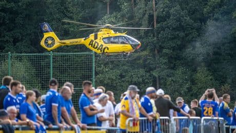 Tragischer Moment im Thüringen-Pokal - Hubschrauber-Einsatz nach Horror-Verletzung