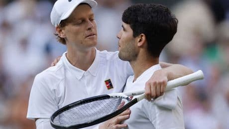Darren Cahill, técnico de Sinner: "Jannik ve más partidos de Alcaraz que nadie. Le fascina"