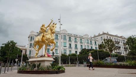 Nice : le déboulonnage d’une statue de Jeanne d’Arc annulé par la justice