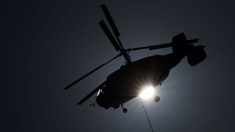 İngiltere'de helikopter tarlaya düştü: 3 can kaybı