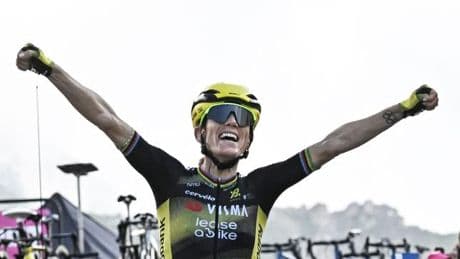 Tour de France Femmes : Pauline Ferrand-Prévot, cette “coureuse de légende” qui “écrase la concurrence”