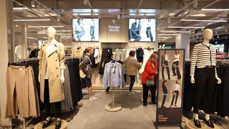Marks and Spencer shoppers given vouchers to tempt them back online