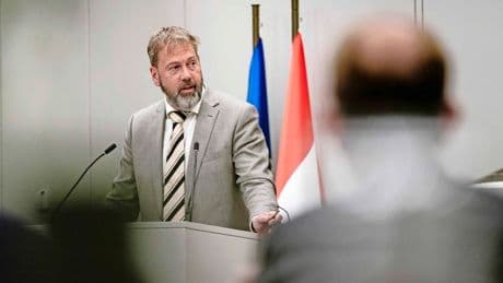 Vertrokken BBB-senator Eric Kemperman weigert vragen over zetelroof te beantwoorden