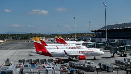 Casi 5.000 vuelos y dos huelgas: así será el puente de agosto en Barajas