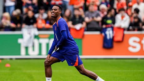 Ryan Gravenberch (23) overal garantie voor landstitel: ’Het besef is er nog niet’