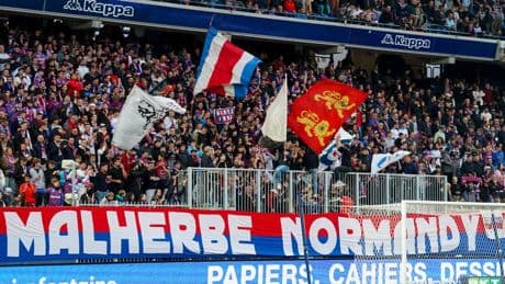 Caen: la réponse cinglante des ultras à Fayza Lamari, la mère de Kylian Mbappé