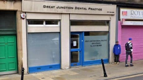 Dental nurse wins £25,000 after co-worker ‘rolled her eyes at her’