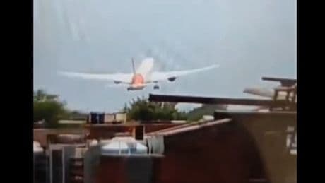 "Il y avait des corps autour de moi": un survivant du vol Air India 171 raconte le crash à Ahmedabad